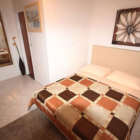Small Apartment For A Great Holiday Zadar Exterior foto